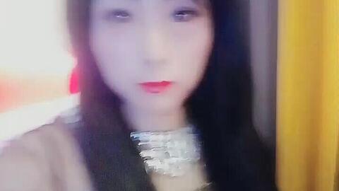 国产伪娘视频,揭秘虚拟与现实交织的时尚新趋势 第2张 国产伪娘视频,揭秘虚拟与现实交织的时尚新趋势 第2张